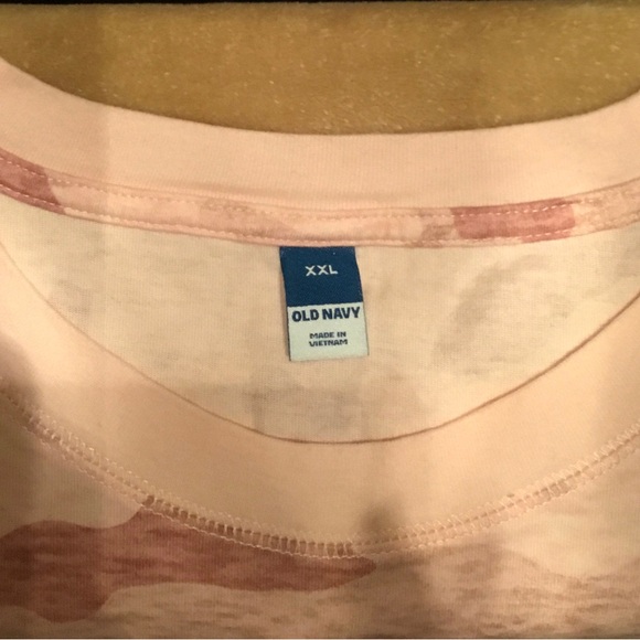 🆕 Old Navy Shades of Soft Pink / Plus Size / Camouflage / Short Sleeve Crew Tee - Picture 3 of 12